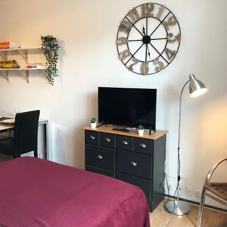 Apartamento Avec Balcon & Parking Gratuit - Gare *