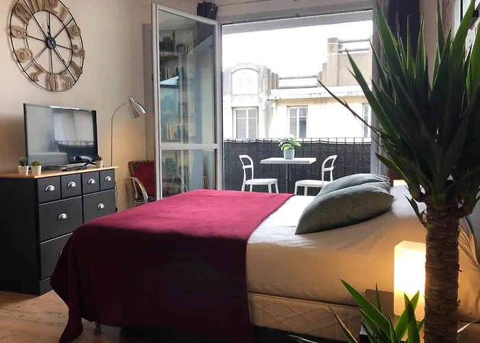 Avec Balcon & Parking Gratuit - Gare *